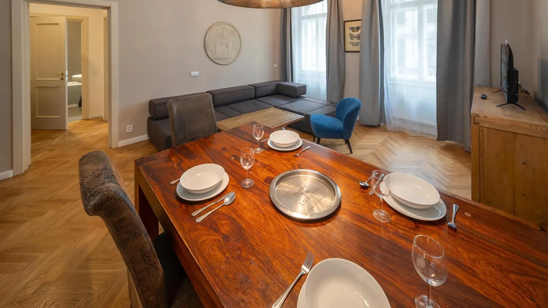 Downtown - 2 Room Zborovska براغ