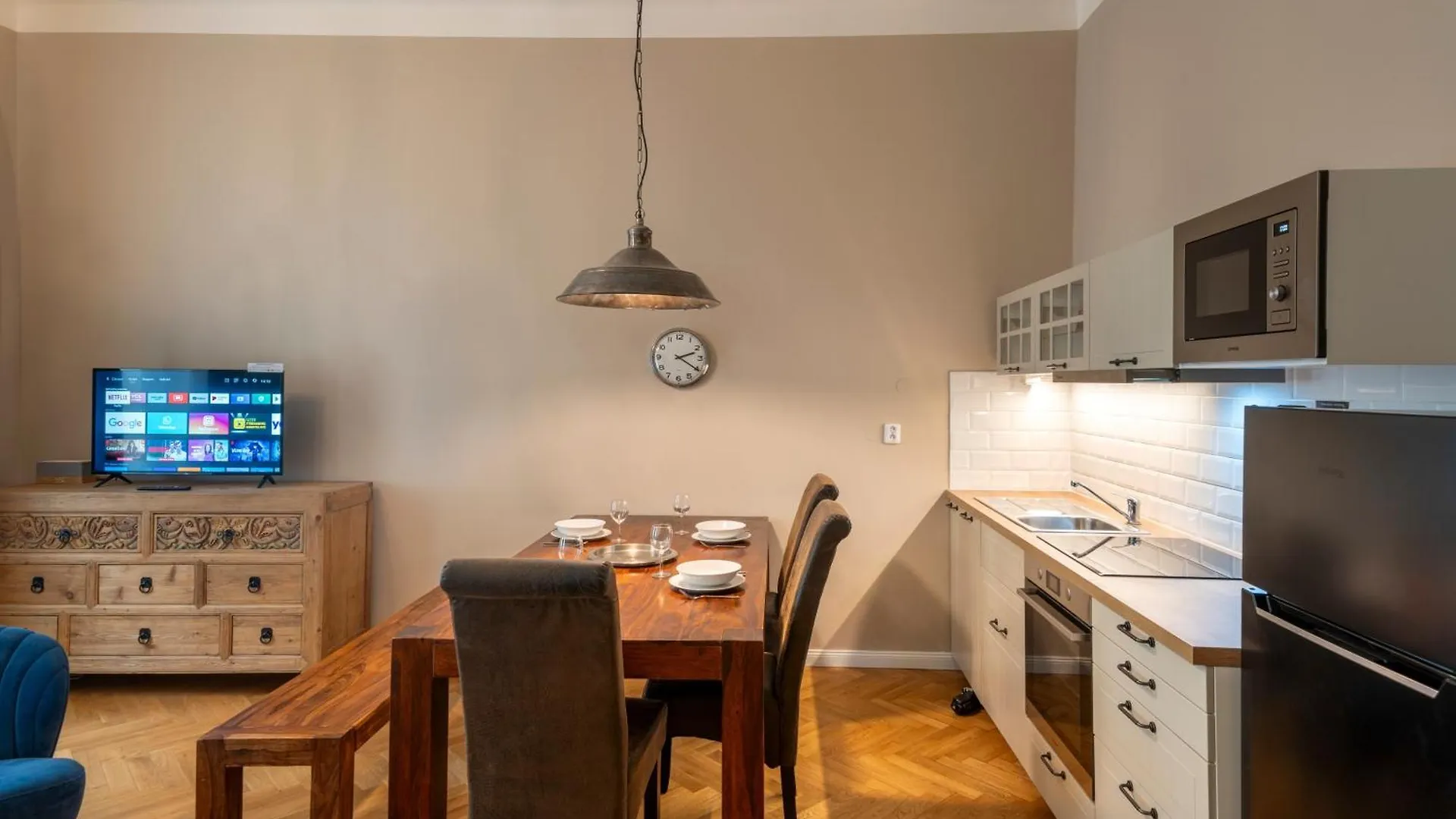 Downtown - 2 Room Zborovska براغ شقة