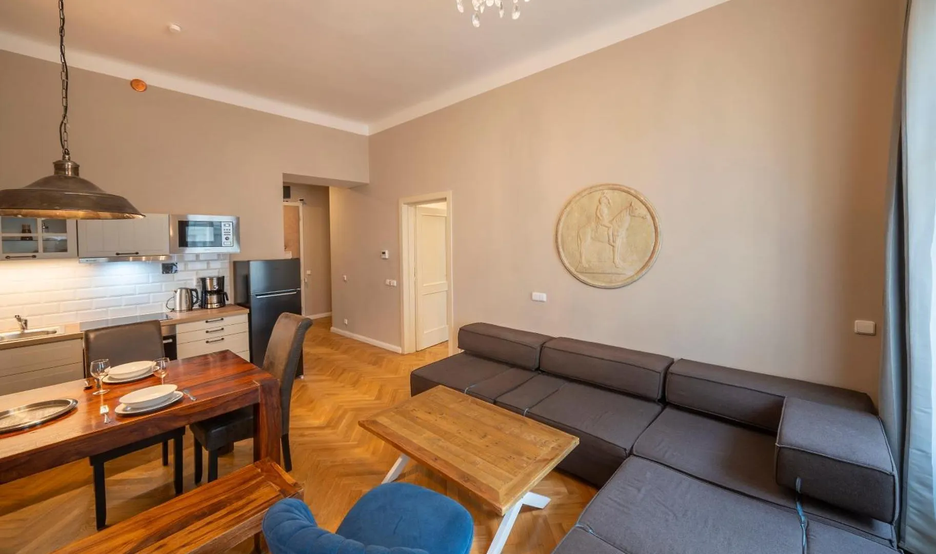 شقة Downtown - 2 Room Zborovska براغ